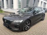 Volvo V60 Kombi Plus Dark *PANO*H/K* 360* - Volvo aus 2023