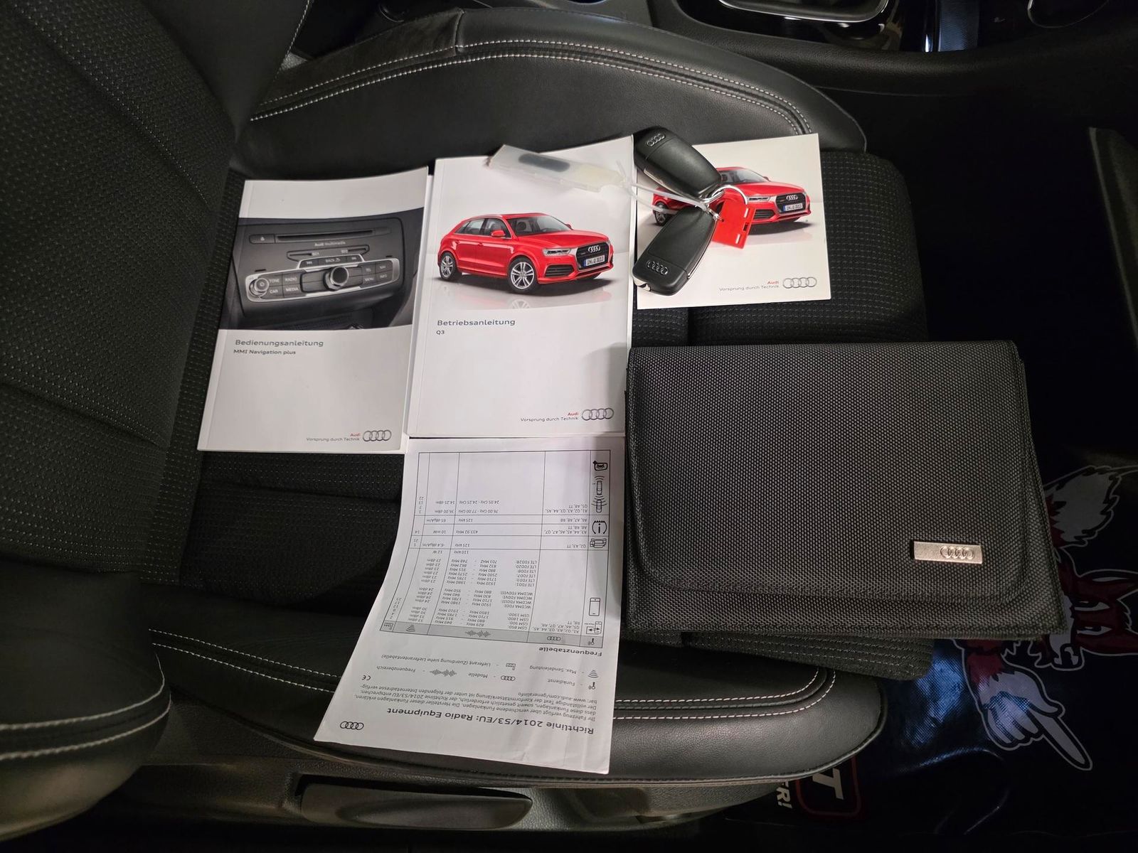 Fahrzeugabbildung Audi Q3 2.0 sport 3x S-Line Competition/LED/BOSE/AHK