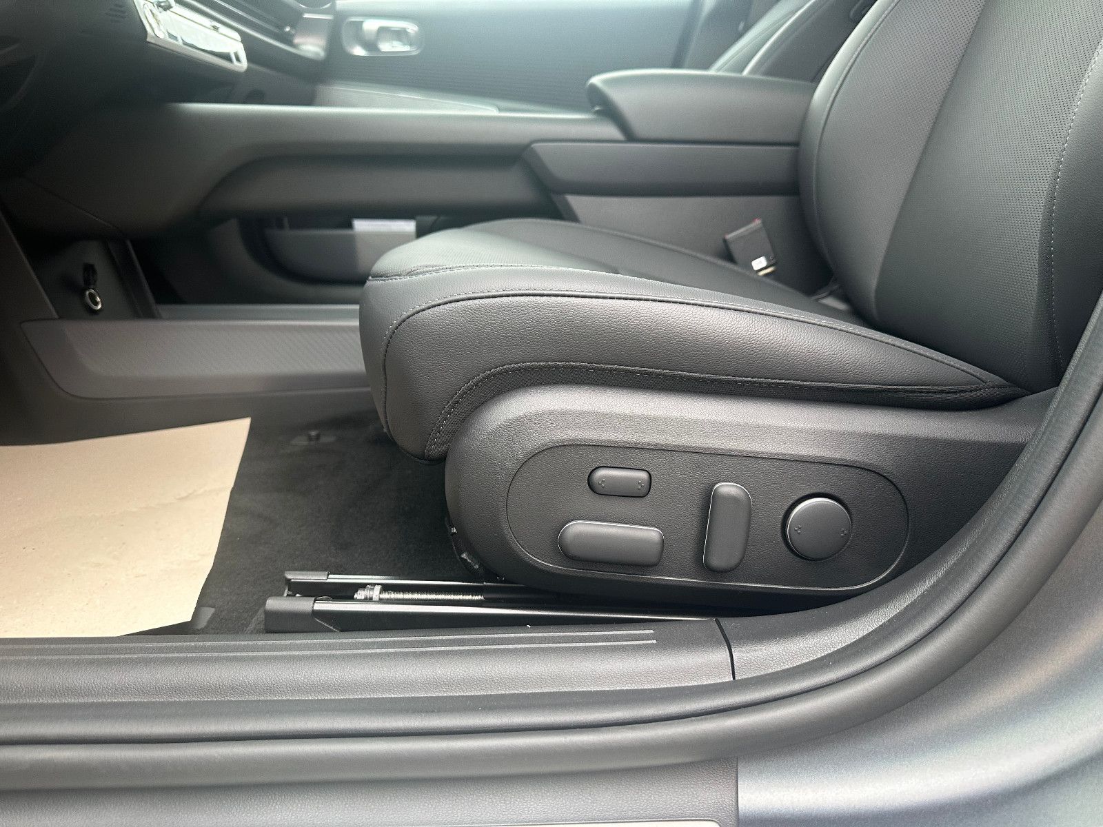 Hyundai IONIQ 6 – Bild 21