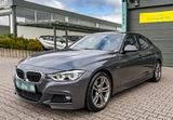 BMW 330 i M Sport Paket SHZ NAVI PDC LED  - BMW 330: I