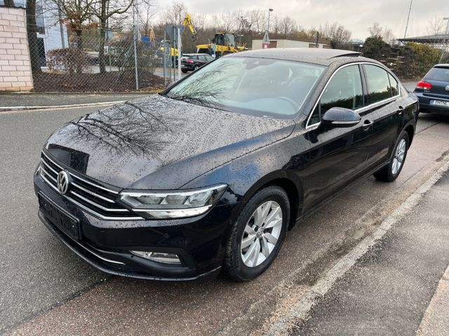 Volkswagen Passat Lim.2.0 TDI DSG*LED*ACC*Pano*LaneAss*Kam.