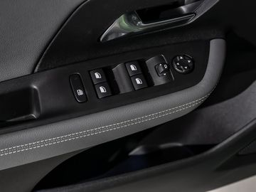 Opel Mokka e Elegance Fahrerassistenz-Paket LED