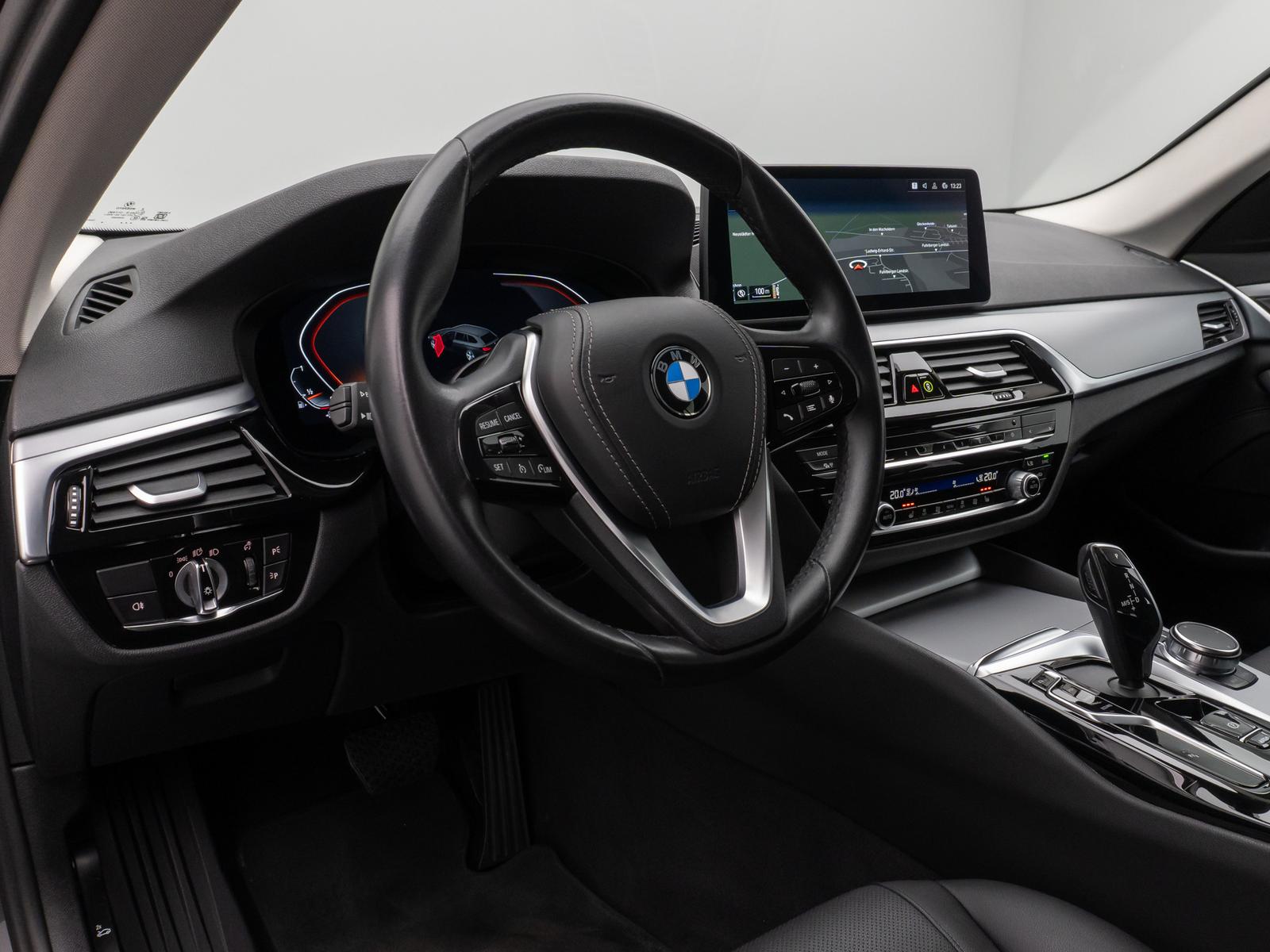BMW 520 i DAB WLAN Cock Leder Sitzhzg LED Alarm PDC, миниатюра 21