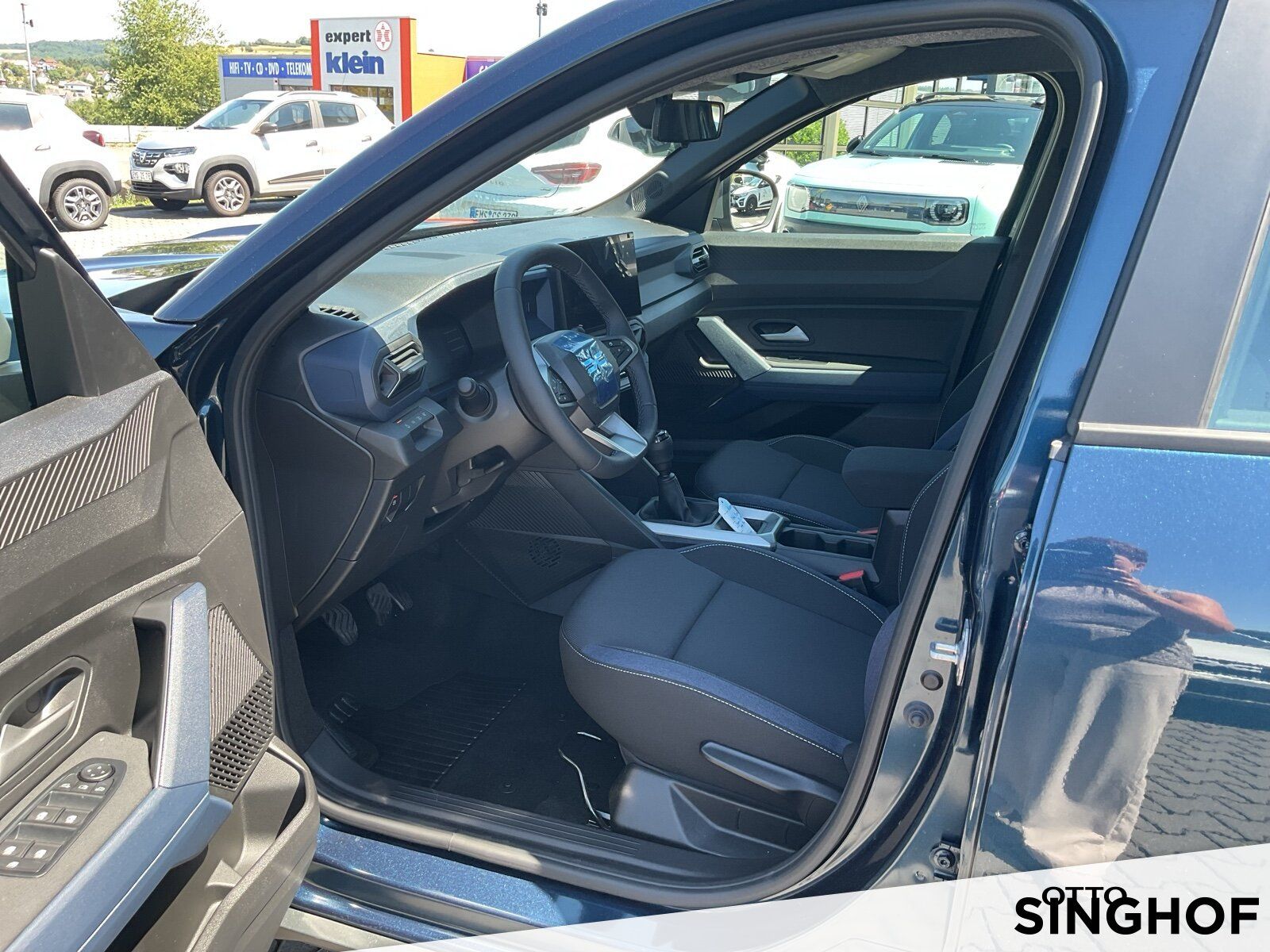 Fahrzeugabbildung Dacia Bigster Expression TCe 140