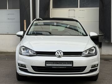 Volkswagen Golf - 10