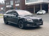 Skoda Superb Combi Sportline 4x4 SPORT LINE /SHZ/RFK/ - Skoda Superb in Bochum