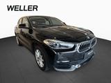 BMW X2 sDrive18i Fahrschulauto-Umbau Schaltgetriebe - BMW: Umbau