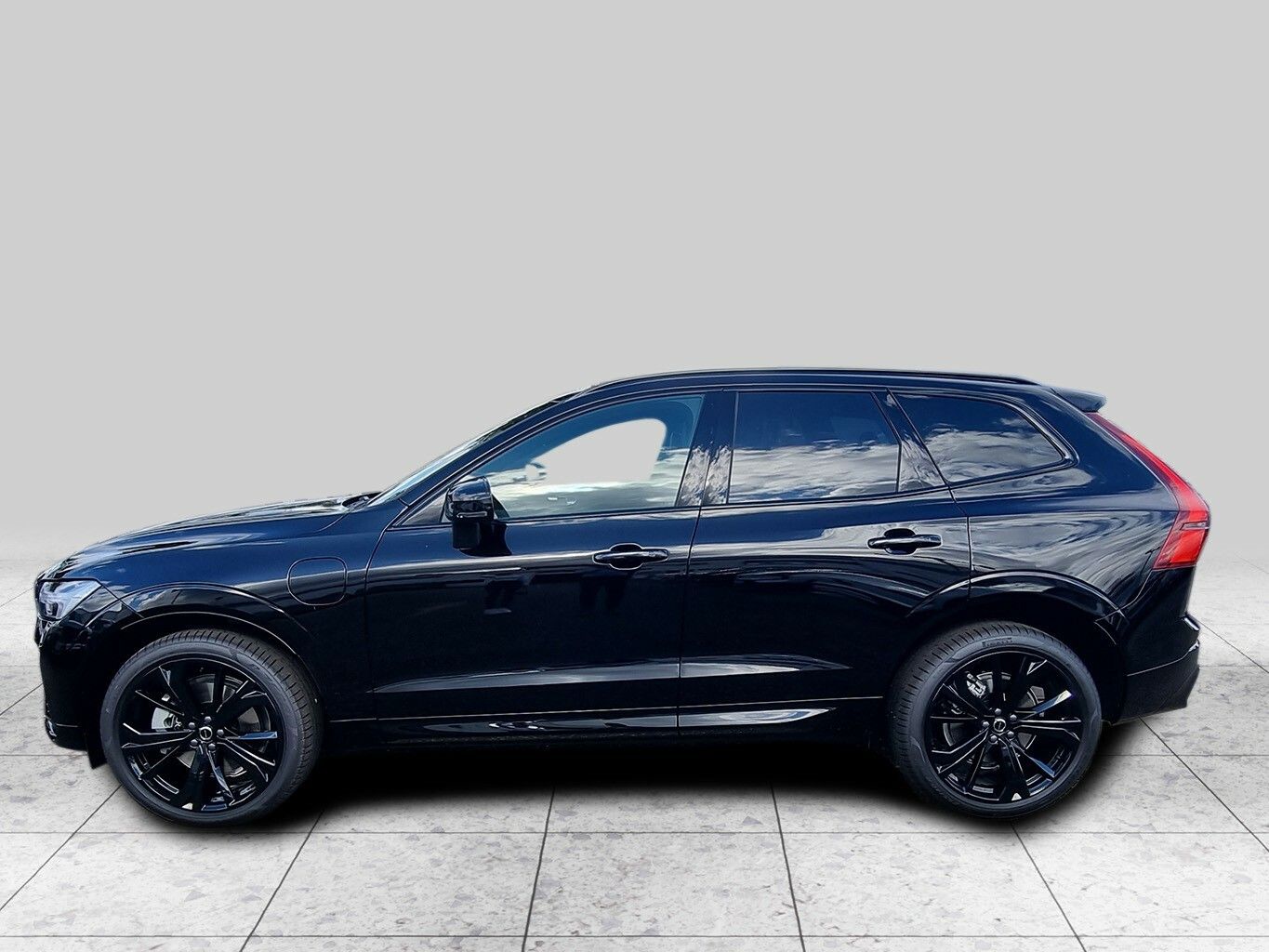 Volvo XC60 T6 BLACK EDITION imagem 2