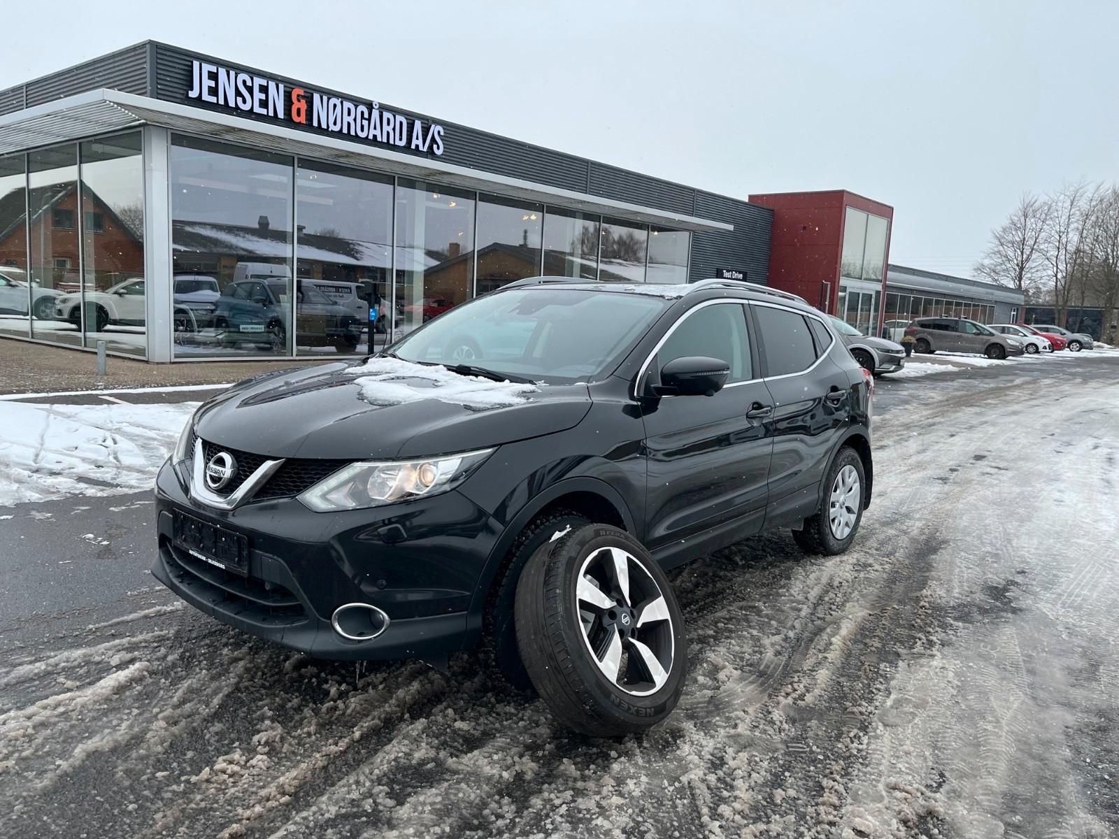 Nissan Qashqai N-Connecta, PANORAMA, 360" Camera!