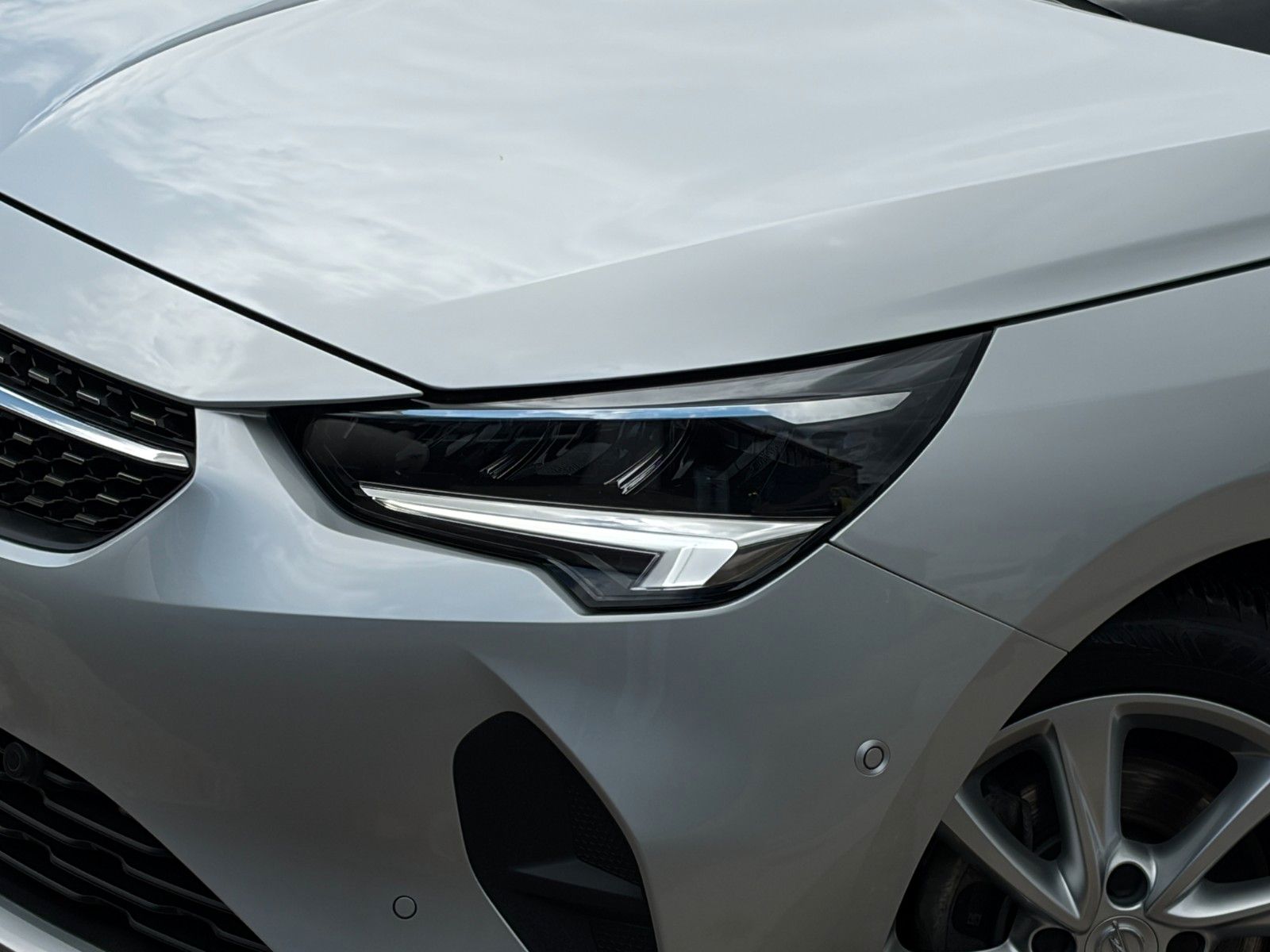 Fahrzeugabbildung Opel Corsa F 1.2 DIT S&S Elegance Autom PDC CarPlay