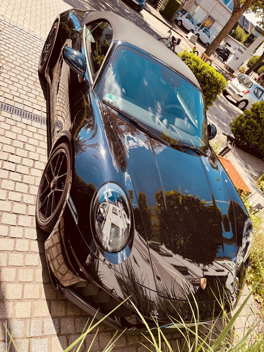 PORSCHE 992.2 Carrera GTS Cabriolet Interier- Design