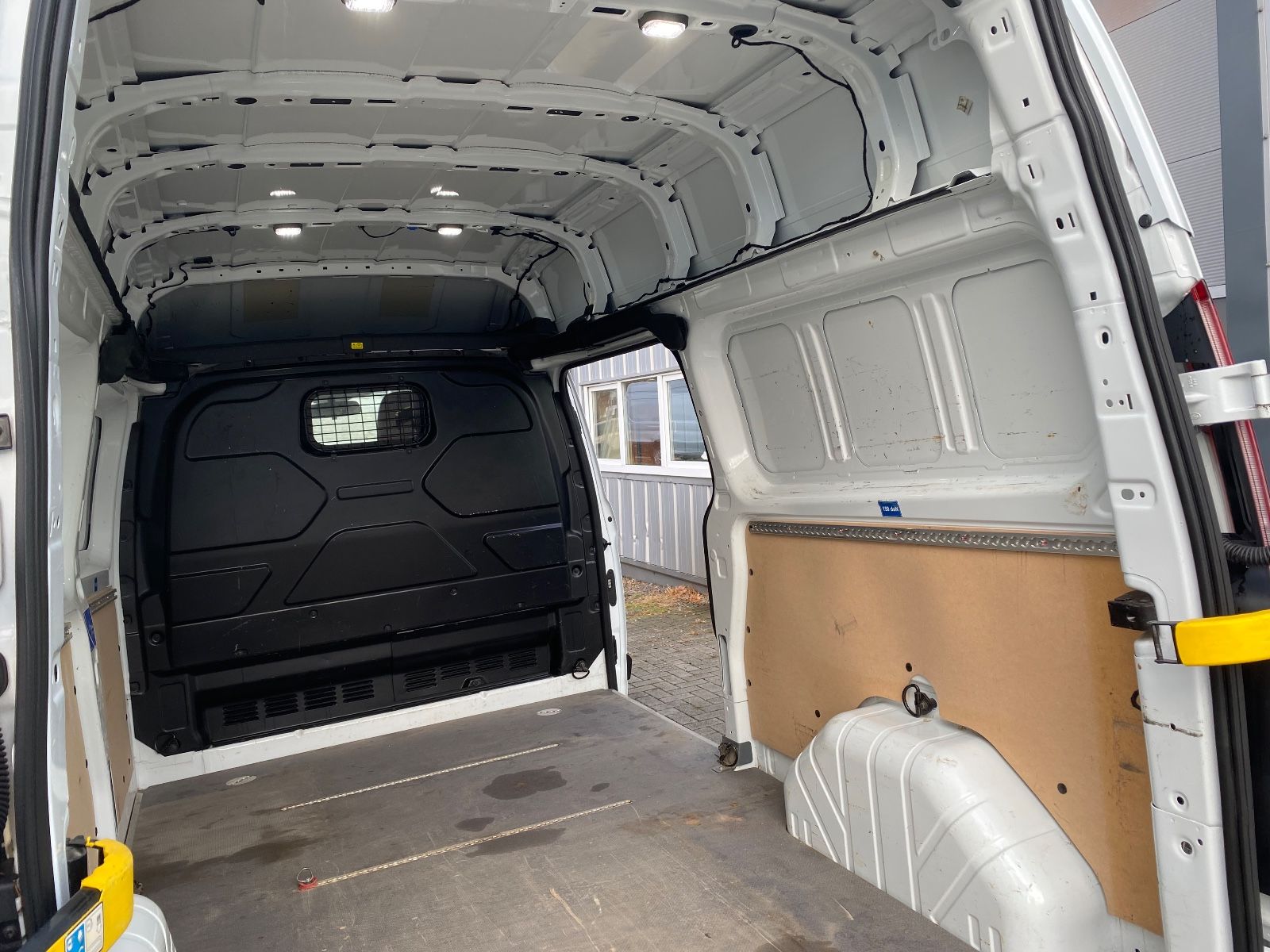 Fahrzeugabbildung Ford Transit Custom Kasten340 L2Trend,1Hd,AHK,38354Km