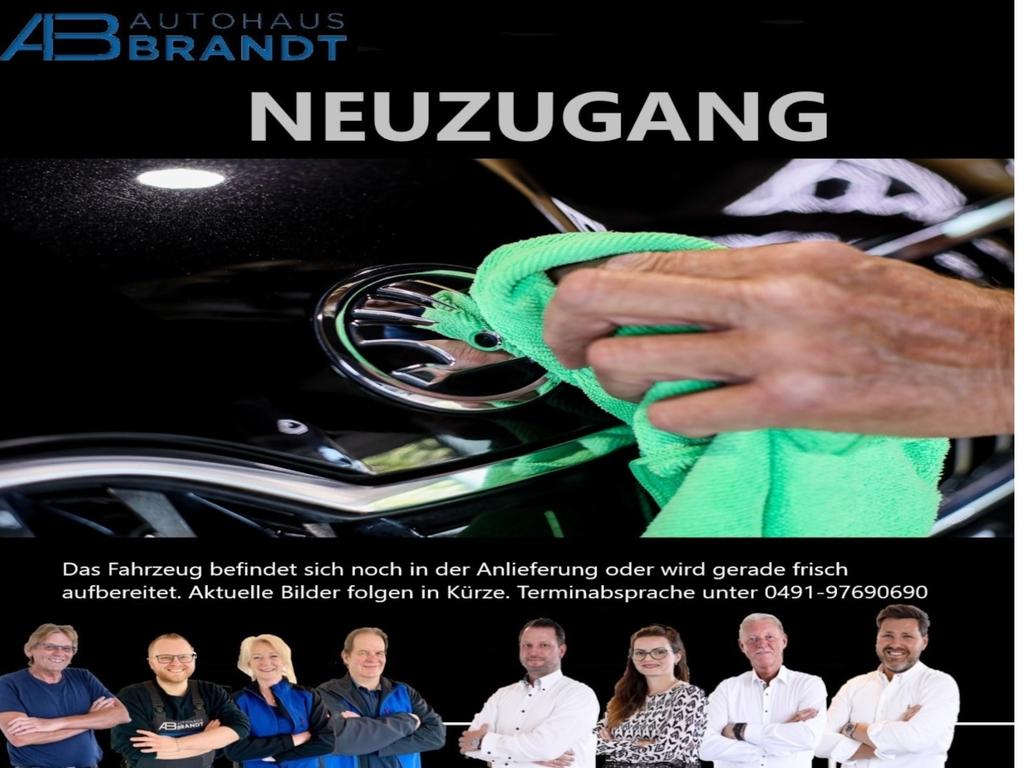 Volkswagen Golf Variant 20 TDI DSG NaviLEDACCKamAHK 2024