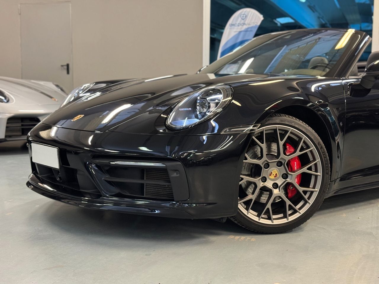 Porsche 911 992 PROMO - CARRERA 4S CABRIO LIFT M imagem 3