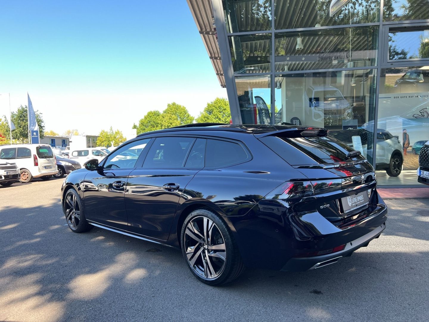 Fahrzeugabbildung Peugeot 508 SW GT BlueHDi 130 EAT8 Sportpaket AHK Pano