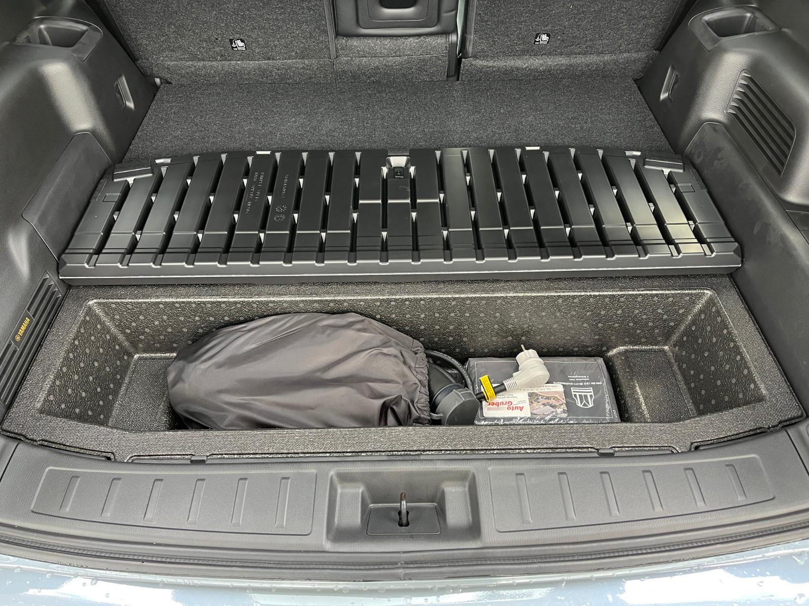 Mitsubishi Outlander 2.4L PHEV TOP 2-Farb