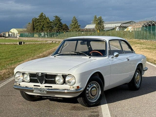 Alfa Romeo GT 1750 Prima Serie