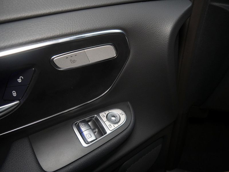 Mercedes-Benz V 220 STYLE KOMPAKT AMG 5SITZER KAMERA DISTRONIC foto 14