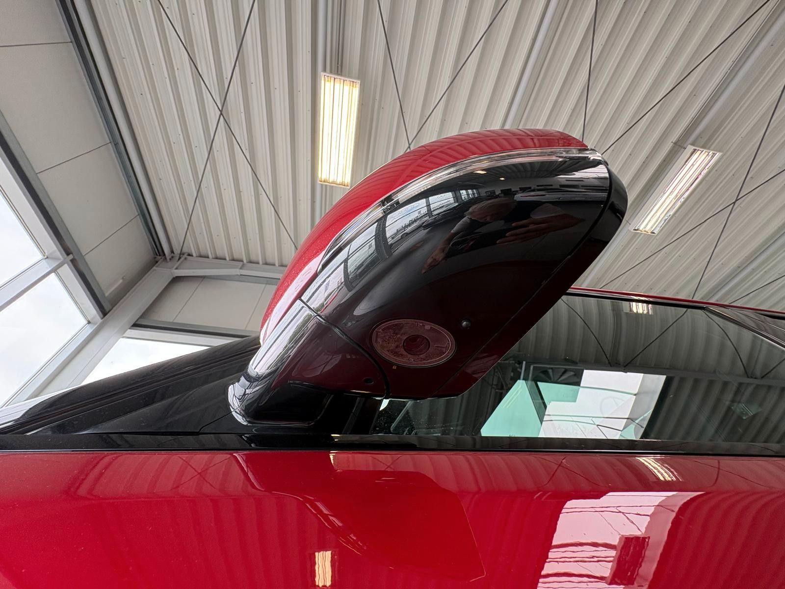 Fahrzeugabbildung Land Rover Range Rover Sport P400e HSE Dynamic, 21 zoll
