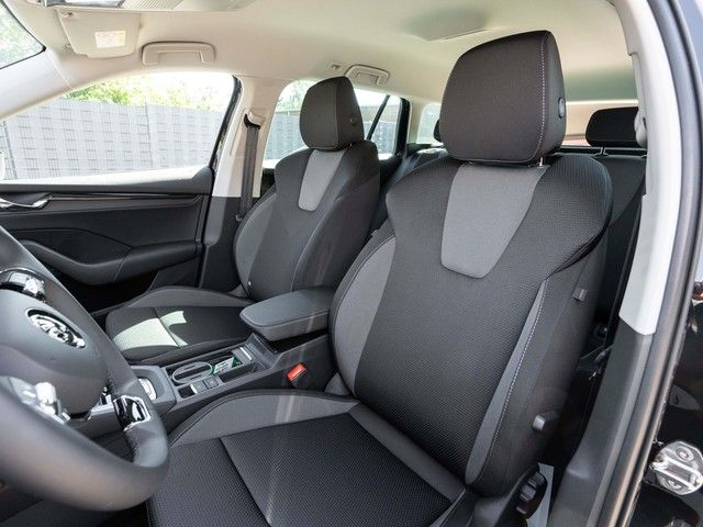 Octavia Combi 2.0 TDI Tour DSG AHK+MATRIX+STANDH