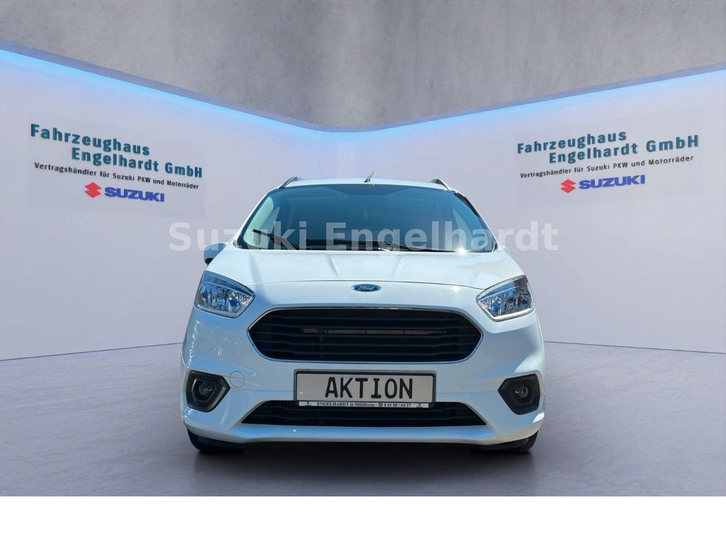 Image of Ford Tourneo