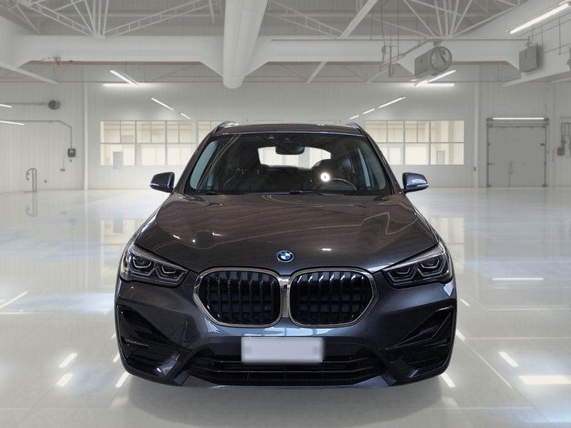 BMW X1 XDRIVE 25E SPORT AUTOMATICO SUV imagem 2
