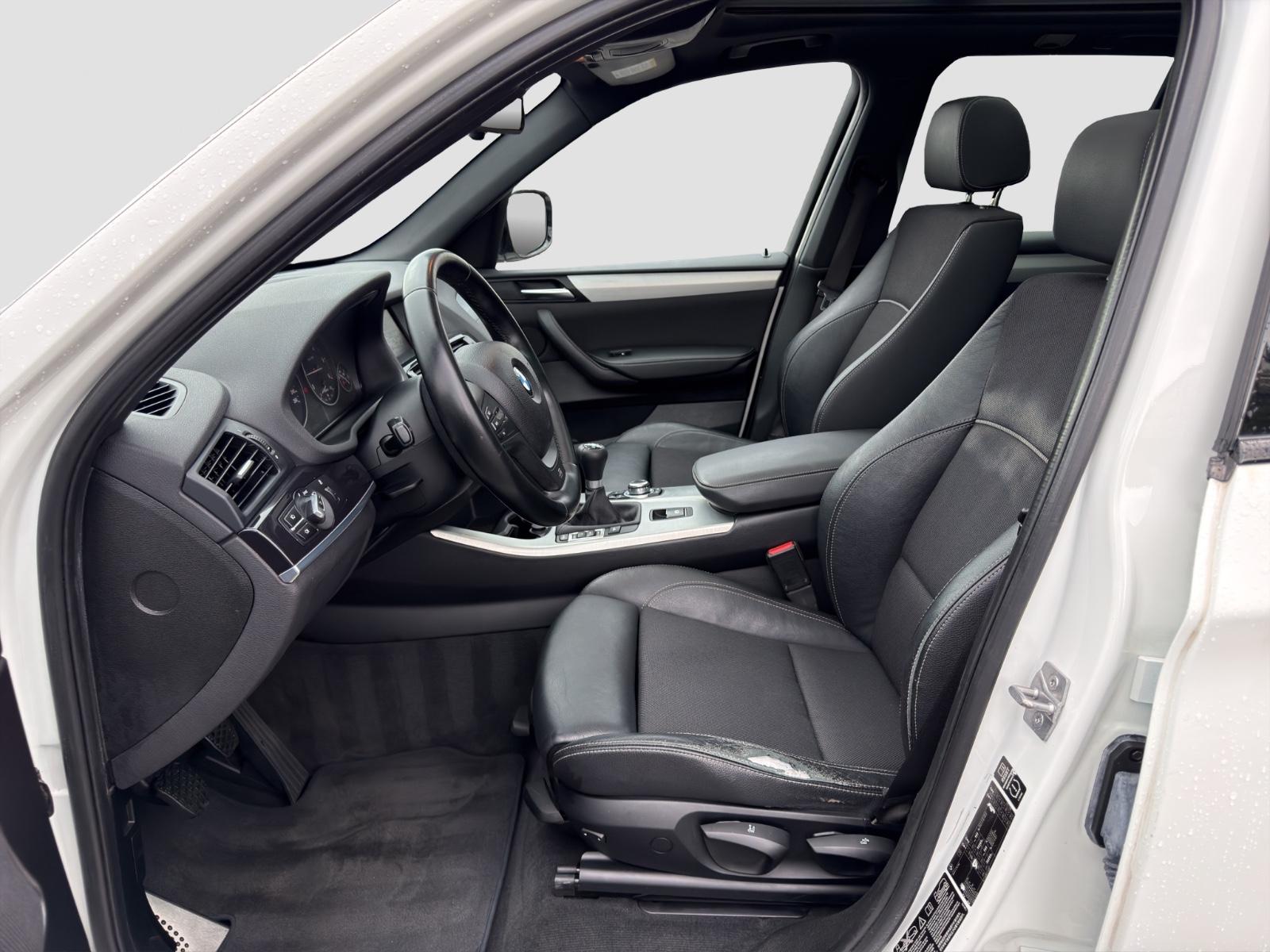 BMW X3 xDrive20d M Sport 184 ch BVM / Toit panoramique / Xénon / Attelage / Sièges chauffants