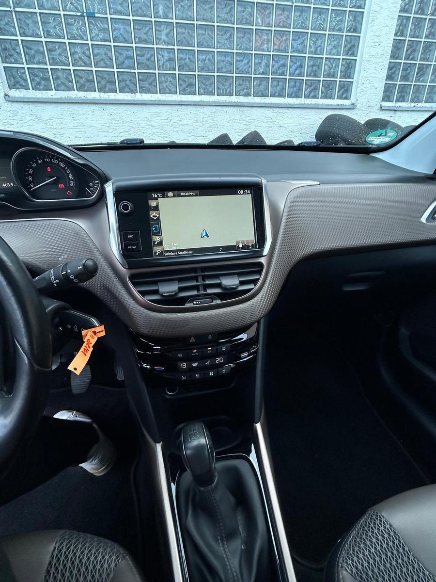 Peugeot 2008 Active e-HDi 92 STOP & START Active