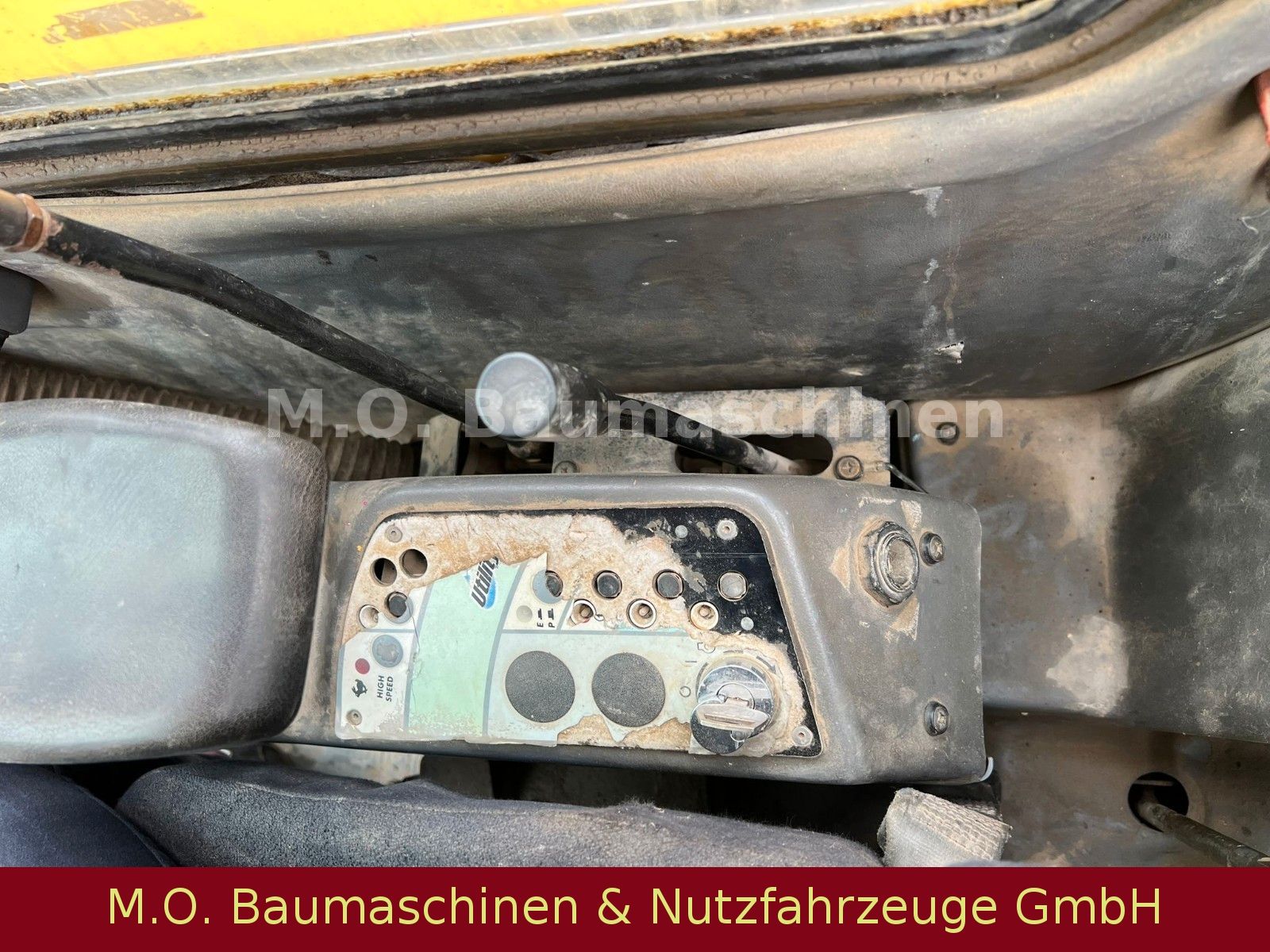 Fahrzeugabbildung Komatsu PC 75 / 7,6 T / SW / Hammerline /