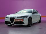 Alfa Romeo Giulia 2.0 16V AT8-Q4 Veloce *ACC *Premium Paket - gebrauchte Alfa Romeo Giulia aus dem Jahr 2024