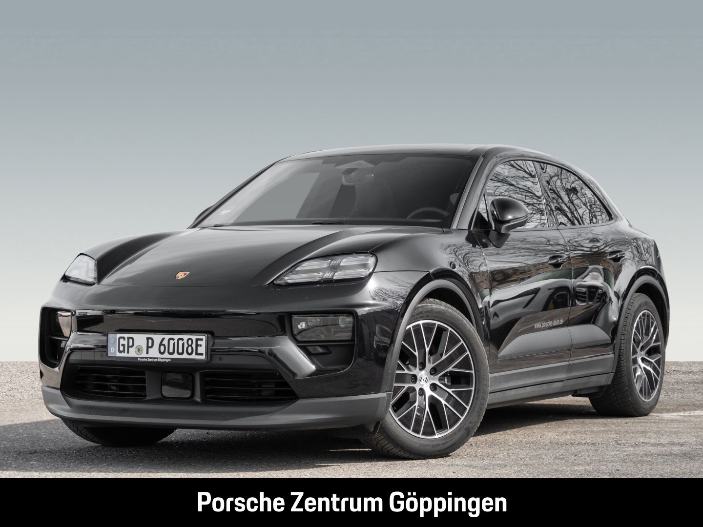 Porsche Macan 4 BOSE InnoDrive LED-Matrix Panoramadach
