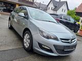 Opel Astra J Sports Tourer Selection *1-Hand* - Opel Astra mit Diesel-Antrieb: Kombi, Sports Tourer Selection