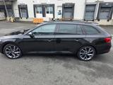 Skoda Superb 1.4 TSI iV DSG SPORTLINE COMBI SPORTLINE