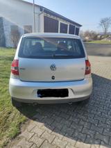 Volkswagen Fox 1.4 -Benziner - graue Volkswagen Fox