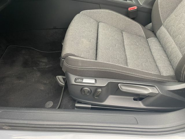 Volkswagen Passat Variant 2.0 TDI DSG MATRIX ACC PARKLENK