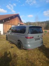 Volkswagen T7 Multivan 1,5 TSI OPF DSG Überhang - - Volkswagen T7 mit Benzin-Antrieb: Automatik