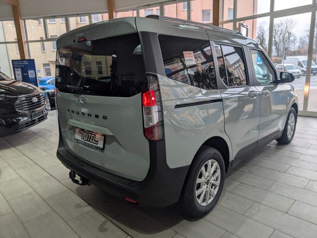 Ford Tourneo Courier Titanium AHK