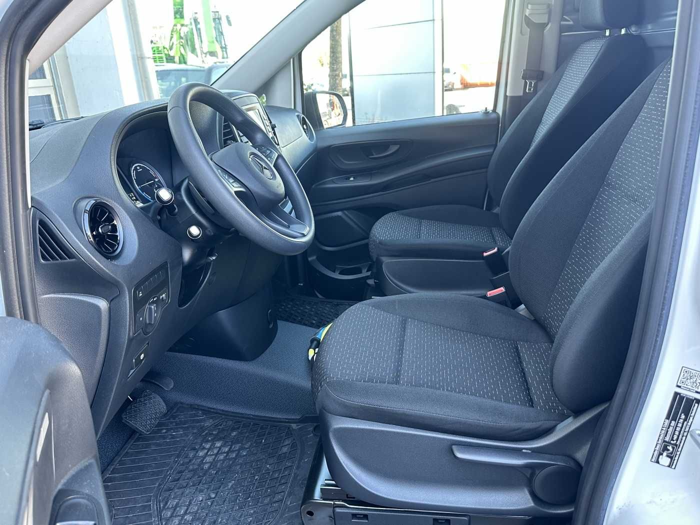 Fahrzeugabbildung Mercedes-Benz eVito 112 Klima Kamera Audio 30 Sitzheiz Tempom.