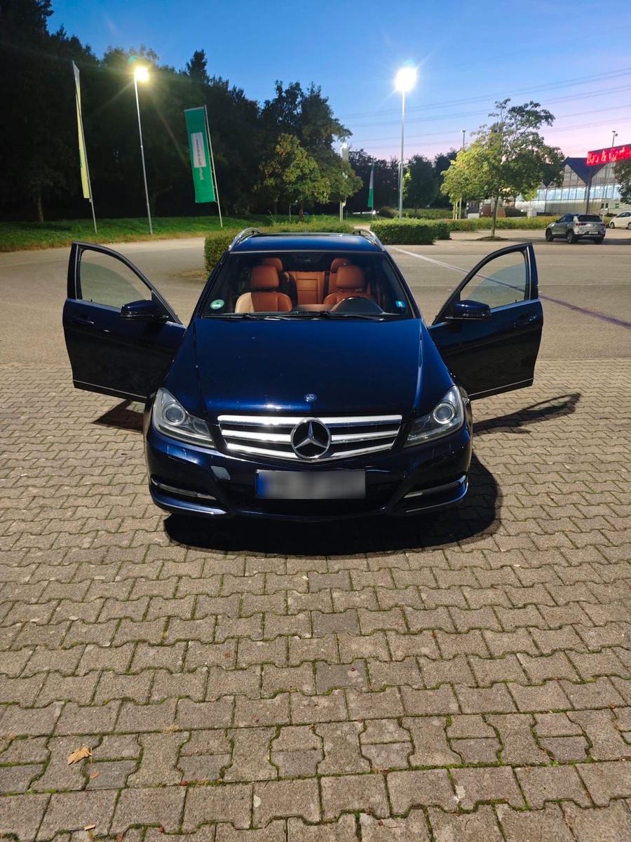 Mercedes-Benz C220 2011 — photo 6