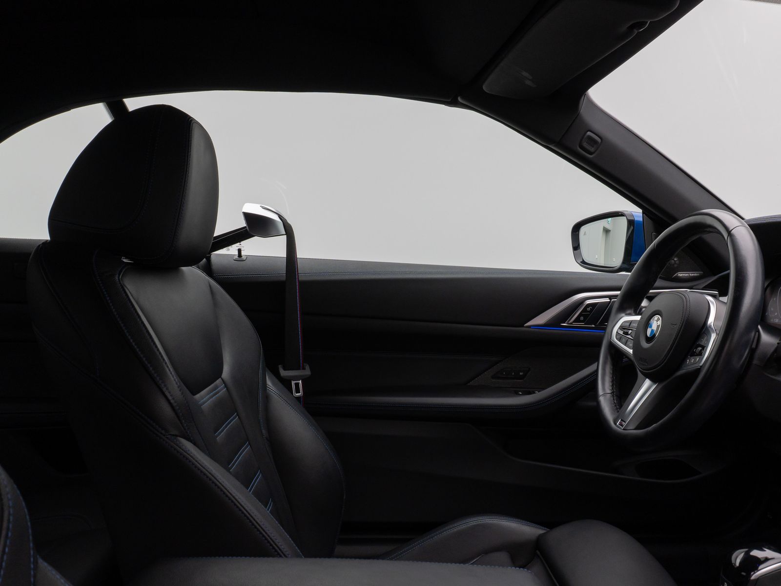 Fahrzeugabbildung BMW M440i xD Laser Kamera HUD DAB H/K Komfort 19Zoll