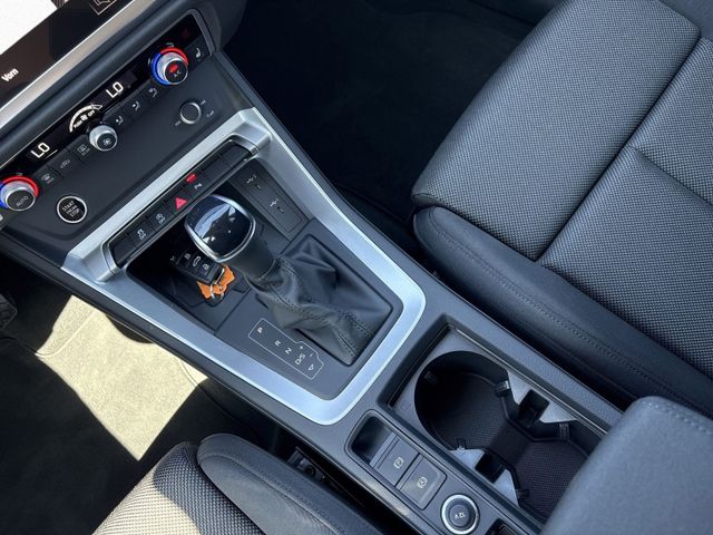 Q3 35 TDI LED+360°+AHK+STHZ+VCP+PDC+SMARTPHONE I