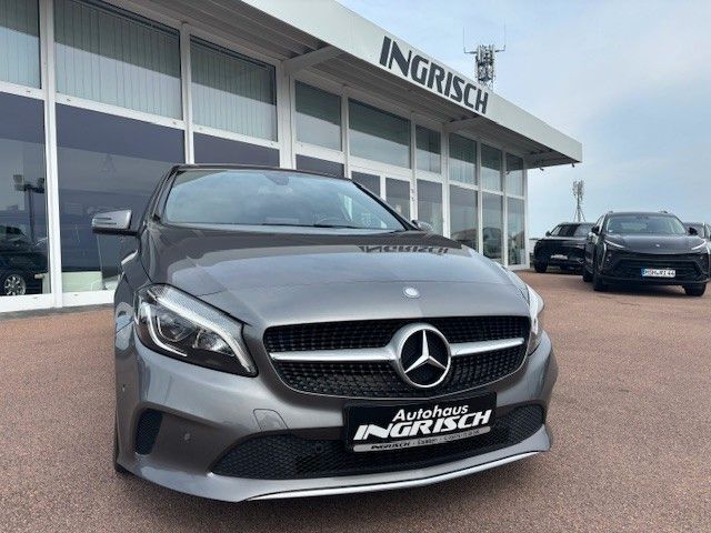 MERCEDES-BENZ A -Klasse A 220 CDI / d Urban 4Matic