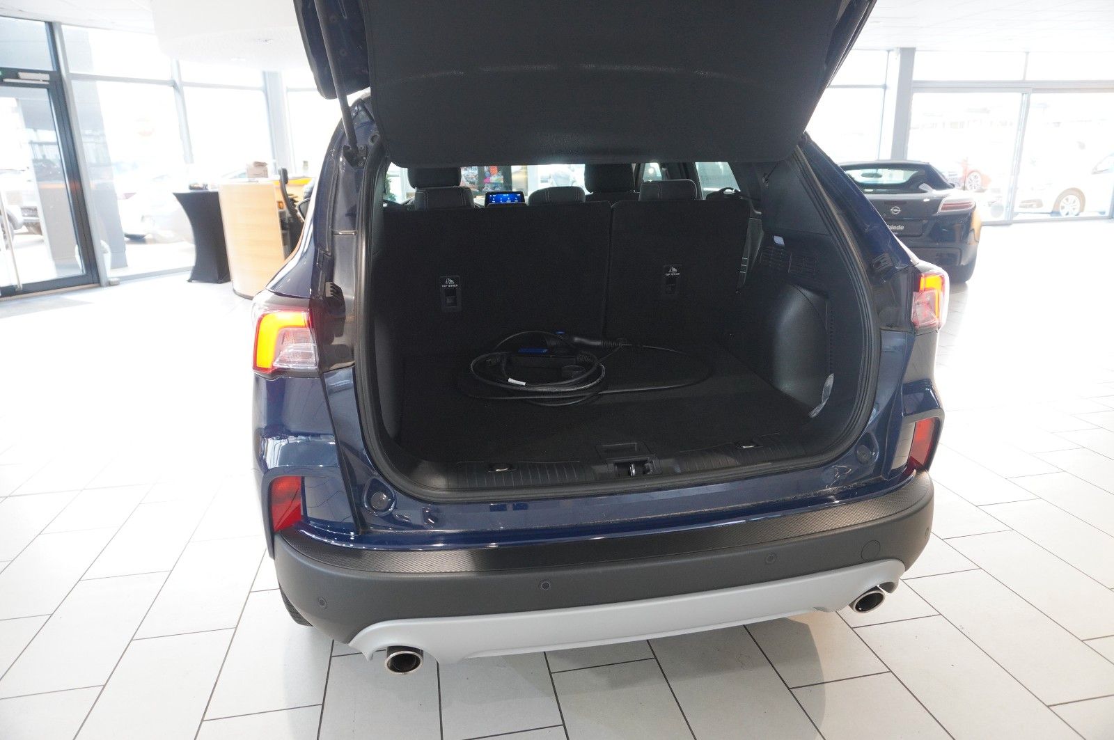 Fahrzeugabbildung Ford Kuga 2.5 HYBRID COOL & CON. NAVI/LED/SPORT/DAB+
