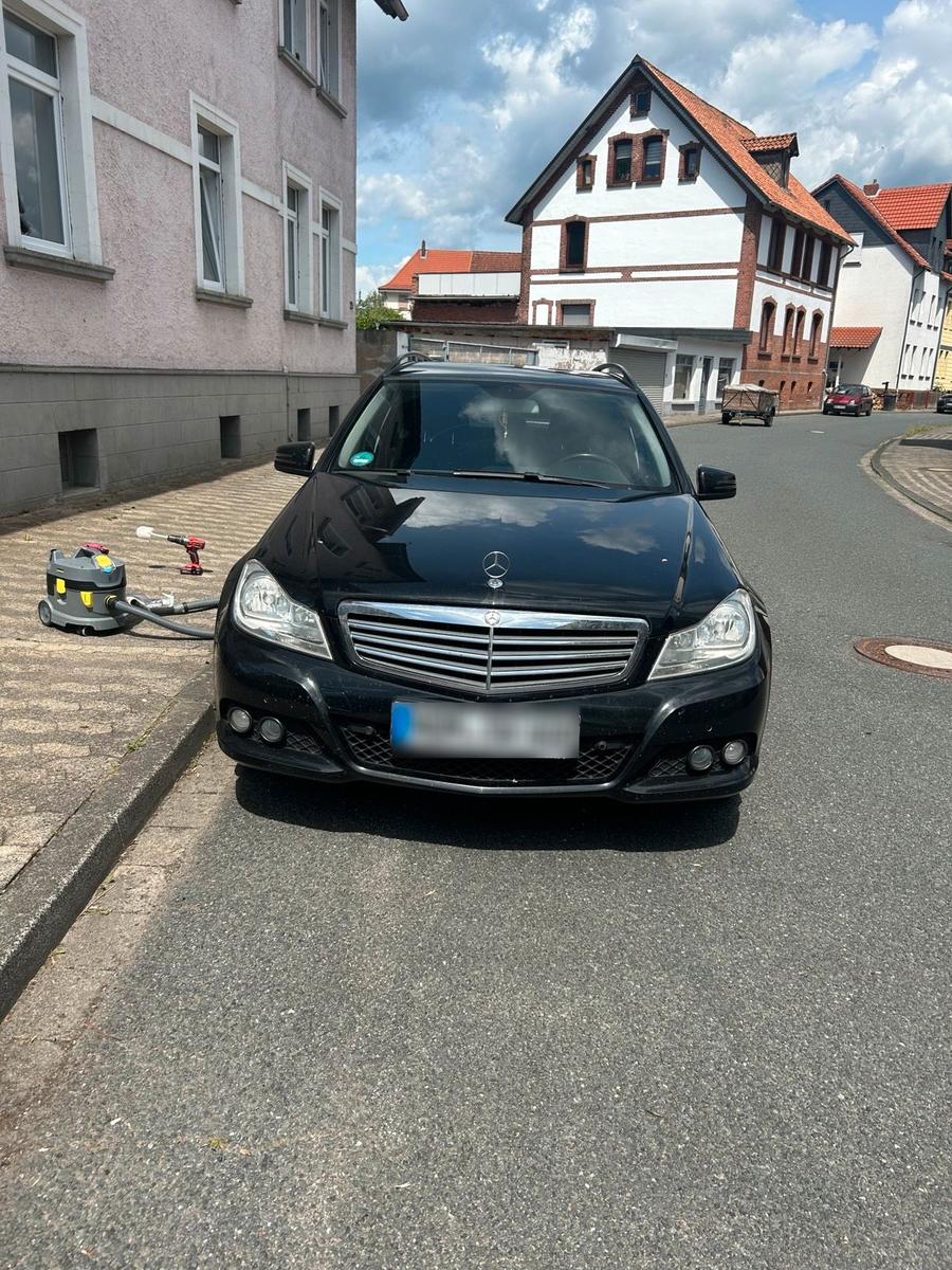 Mercedes-Benz C 180