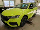 Skoda Octavia Combi 2.0 TSI RS PANO ACC - Skoda Octavia: Grün, RS