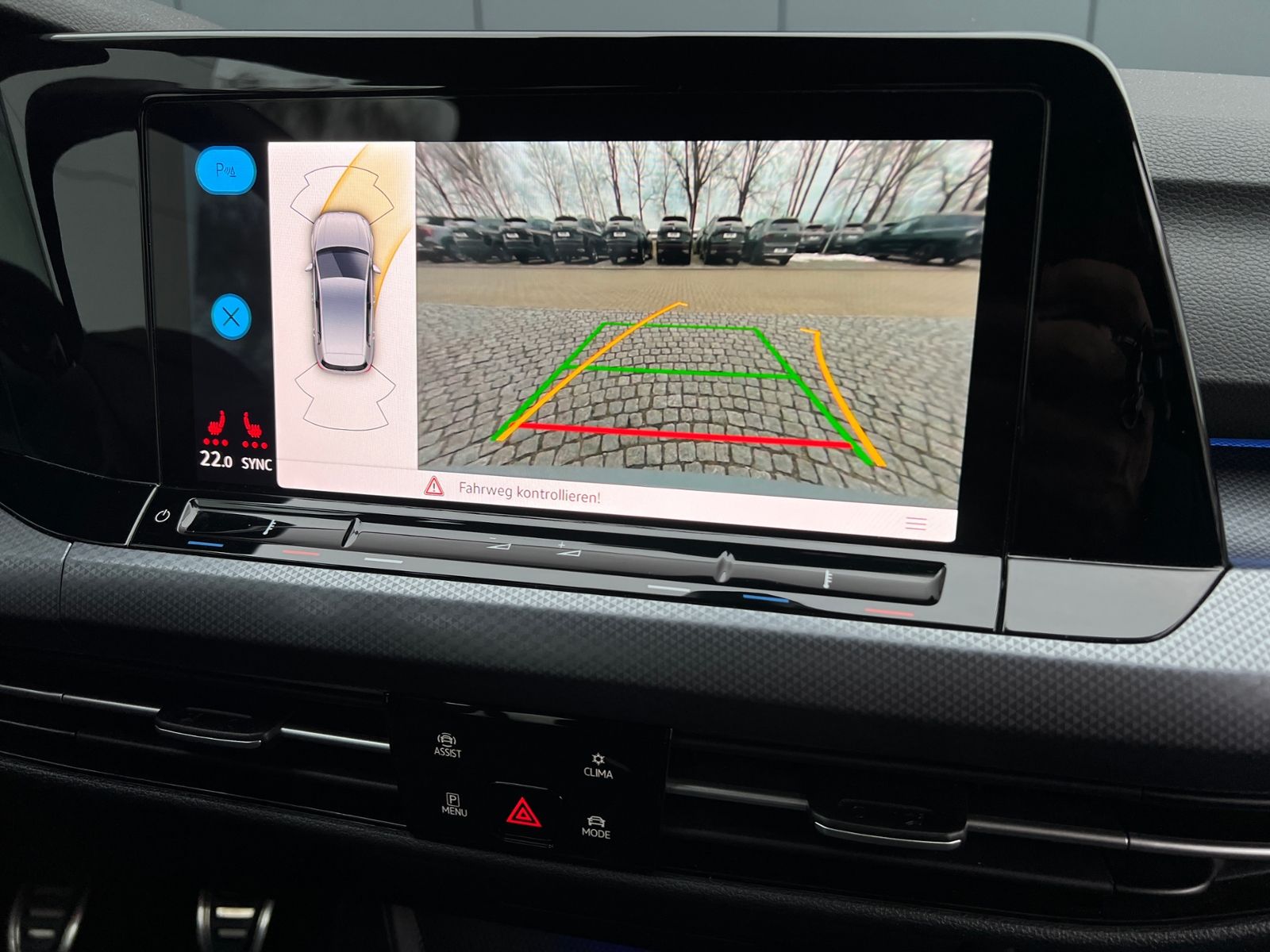 Fahrzeugabbildung Volkswagen Golf VIII "ACTIVE" 2.0 TDI *Navi, Climatronic, S