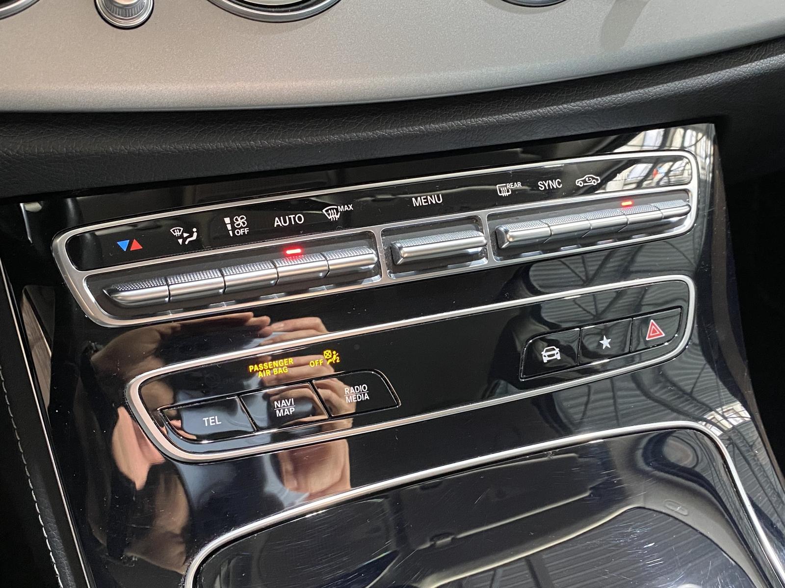 Mercedes-Benz E-Class Avantgarde*ACC*LED*Navi*R-Cam*SHZ*CarPlay*, миниатюра 27