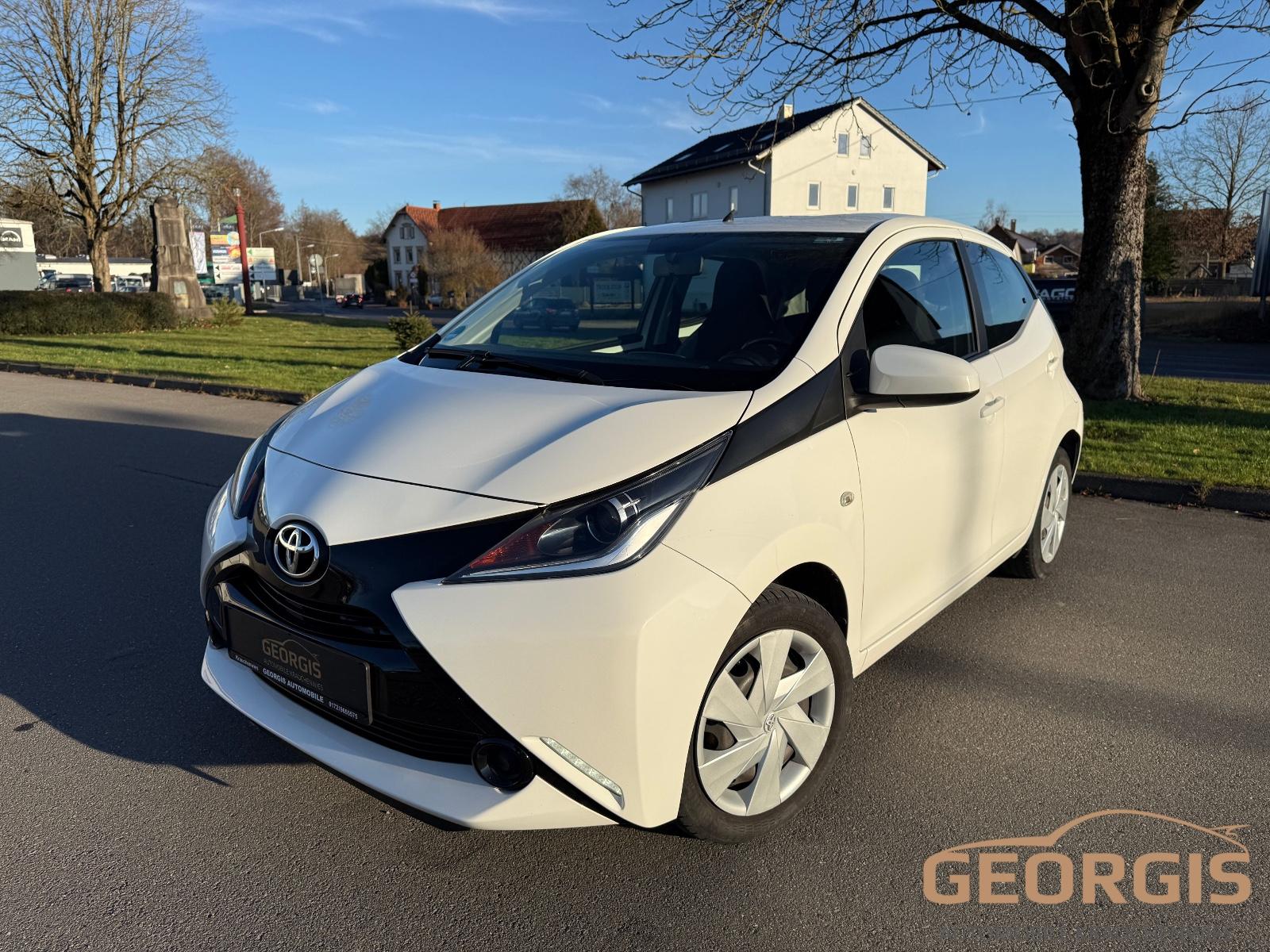 Toyota Aygo 1.0 x-play SHG Klima Tempomat