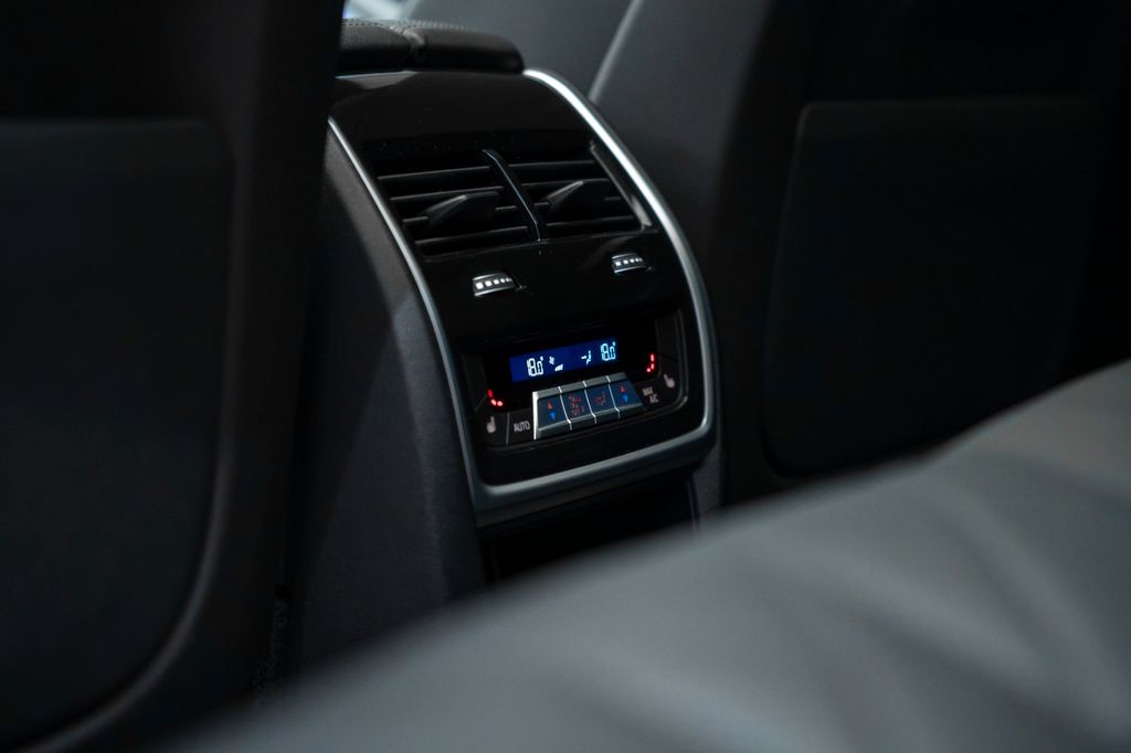 X5 xDrive40d BLACK/BLACK PANORAMIC M PACKAGE - Bild 21