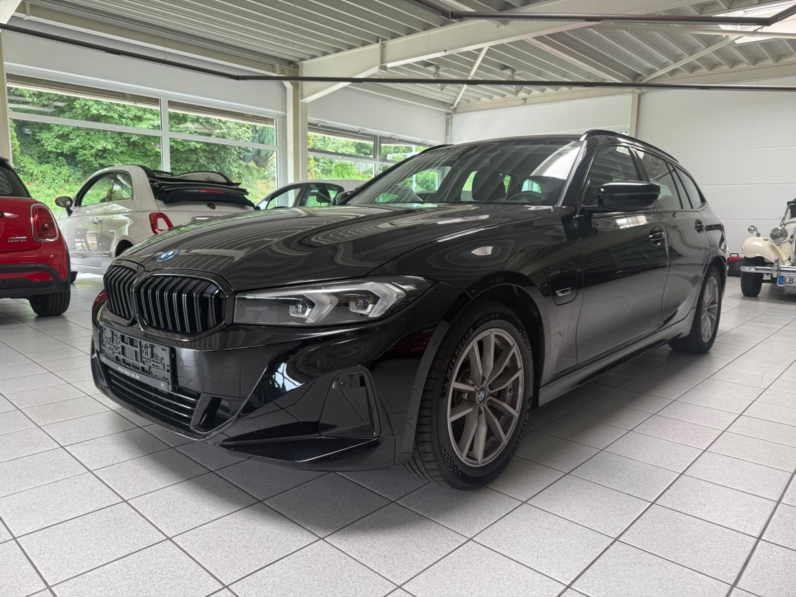 BMW 320 e Touring*HU-AU NEU*